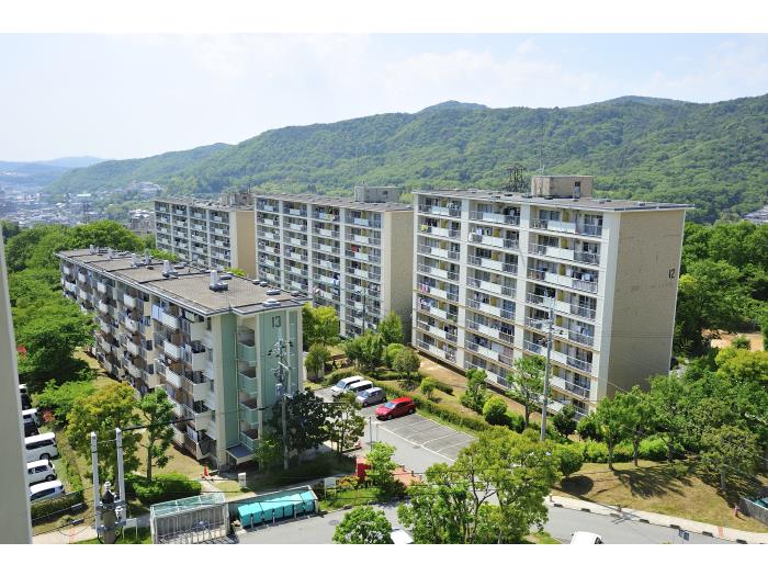花山東団地