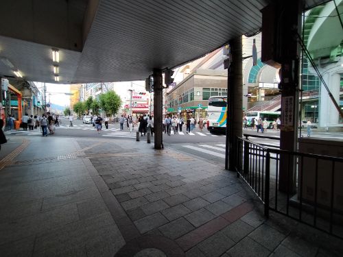 交差点に向かう