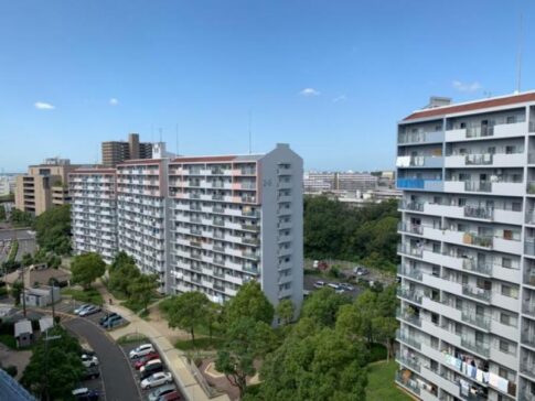 光明池駅前