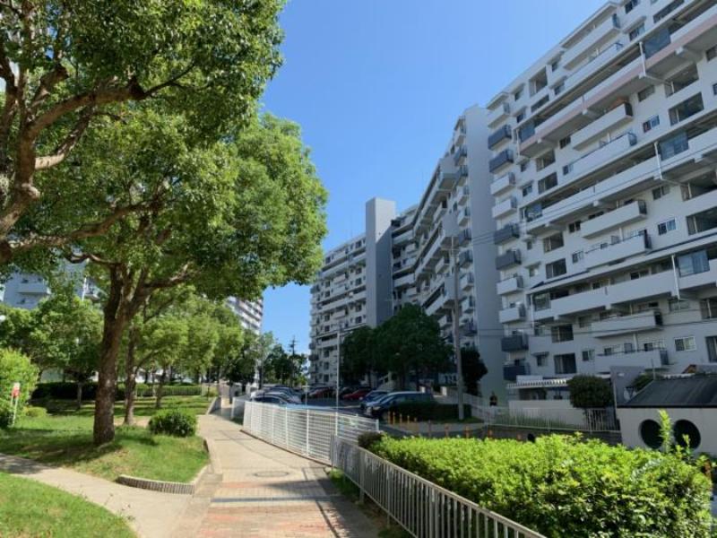 光明池駅前