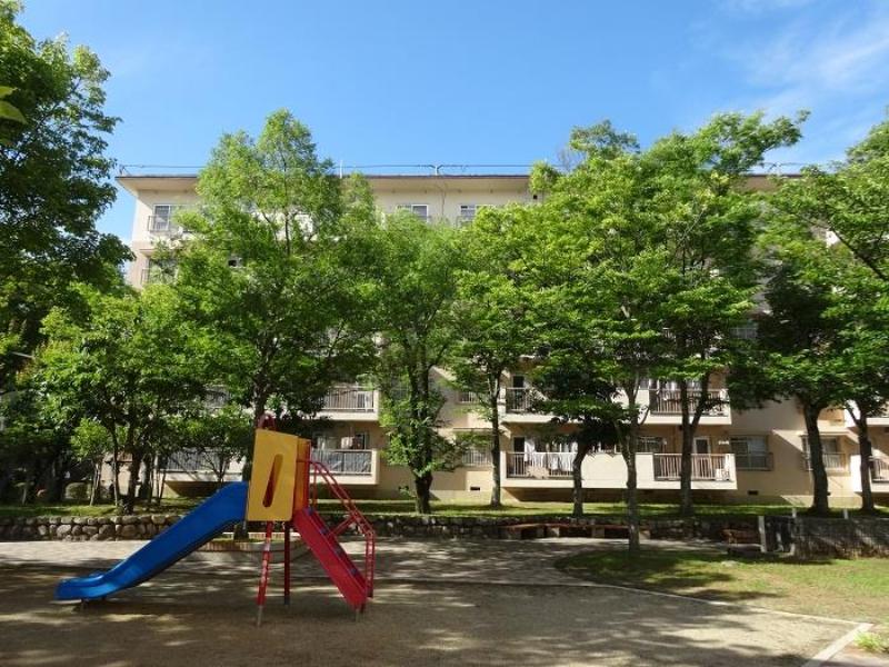 西大和星和台団地