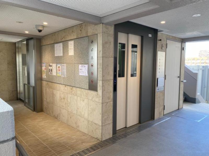 アーバンラフレ虹ヶ丘中 