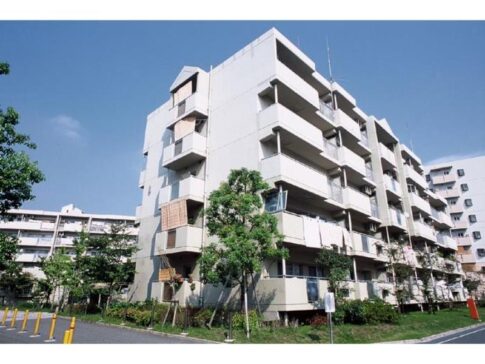 アルビス伊丹千僧