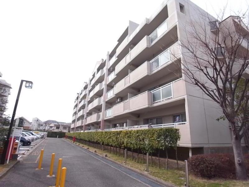 アルビス伊丹千僧