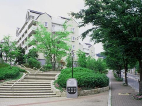 高槻・阿武山八番街団地