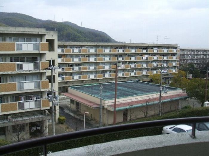 UR若山台中央団地