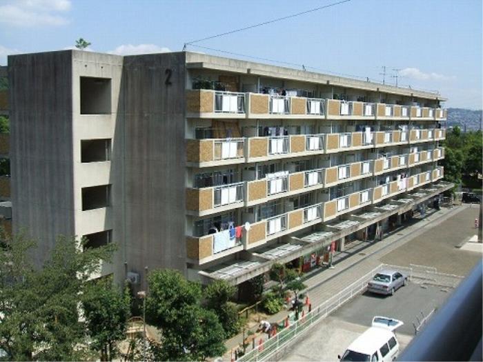 若山台中央団地