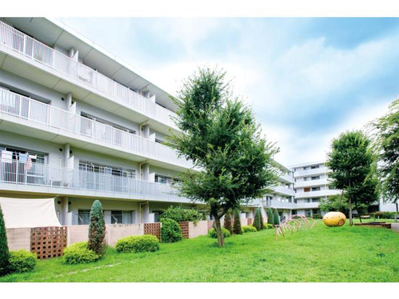 光が丘パークタウン
ゆりの木通り33番街