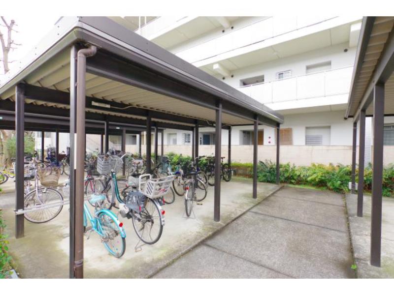 光が丘パークタウン
ゆりの木通り33番街